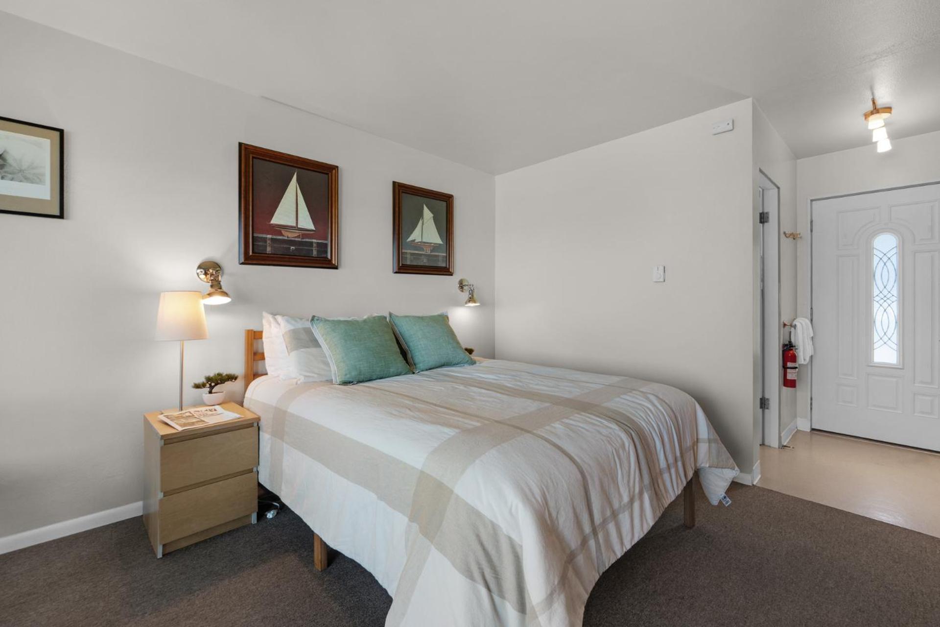 Aparthotel The Tides By The Sea Seaside Exterior foto